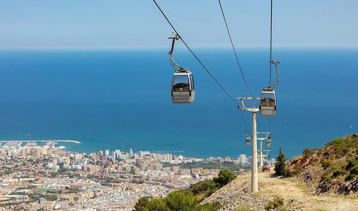 Bonito Estudio Vistas Al Mar Zona Puerto Marina Benalmádena Spanje
